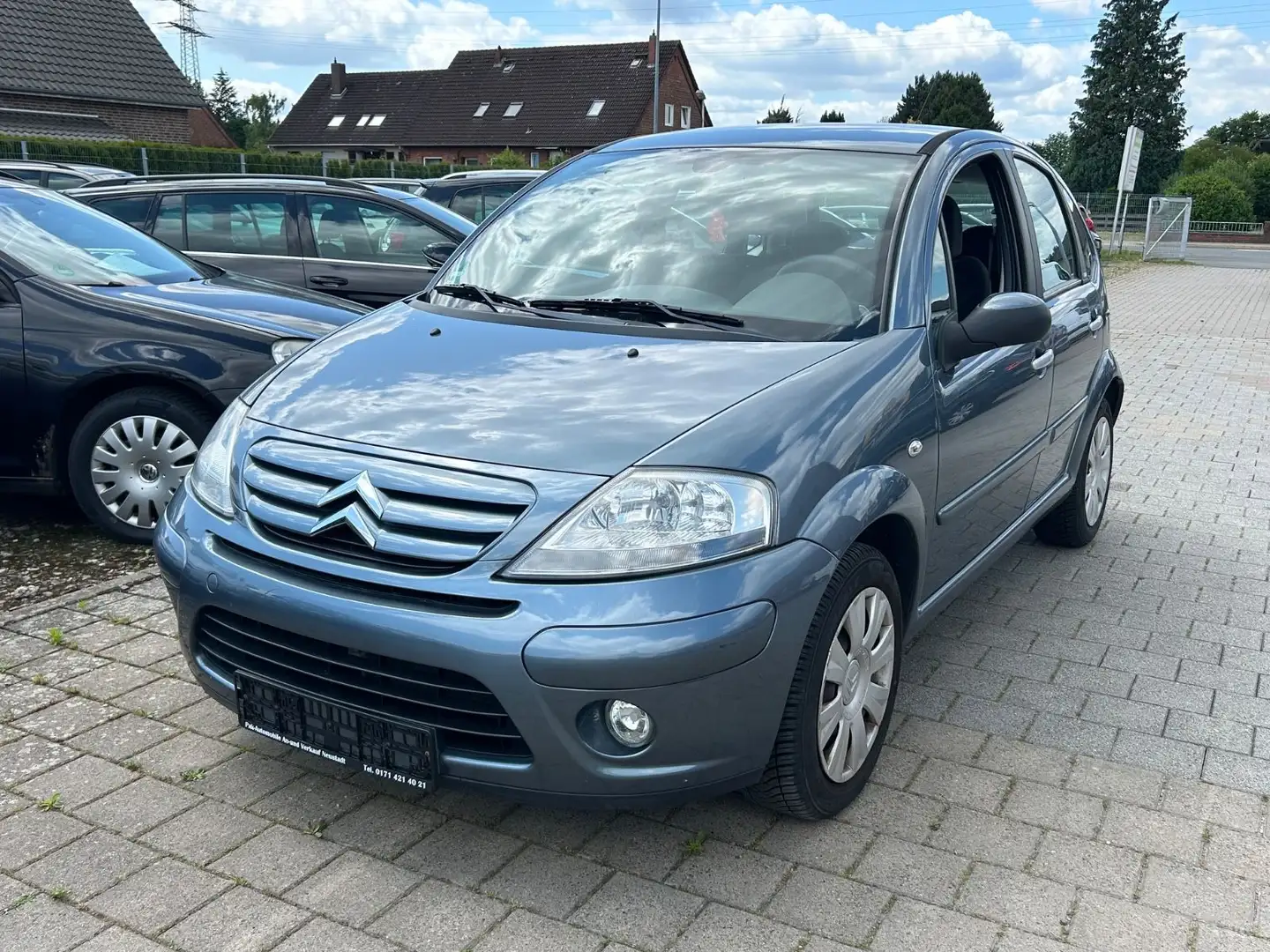 Citroen C3 1.4 Tempomat Klimaau. PDC AHK Gris - 1