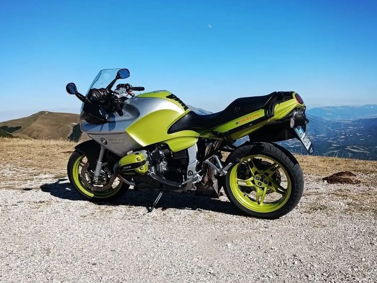BMW R 1100 S Verde - 1