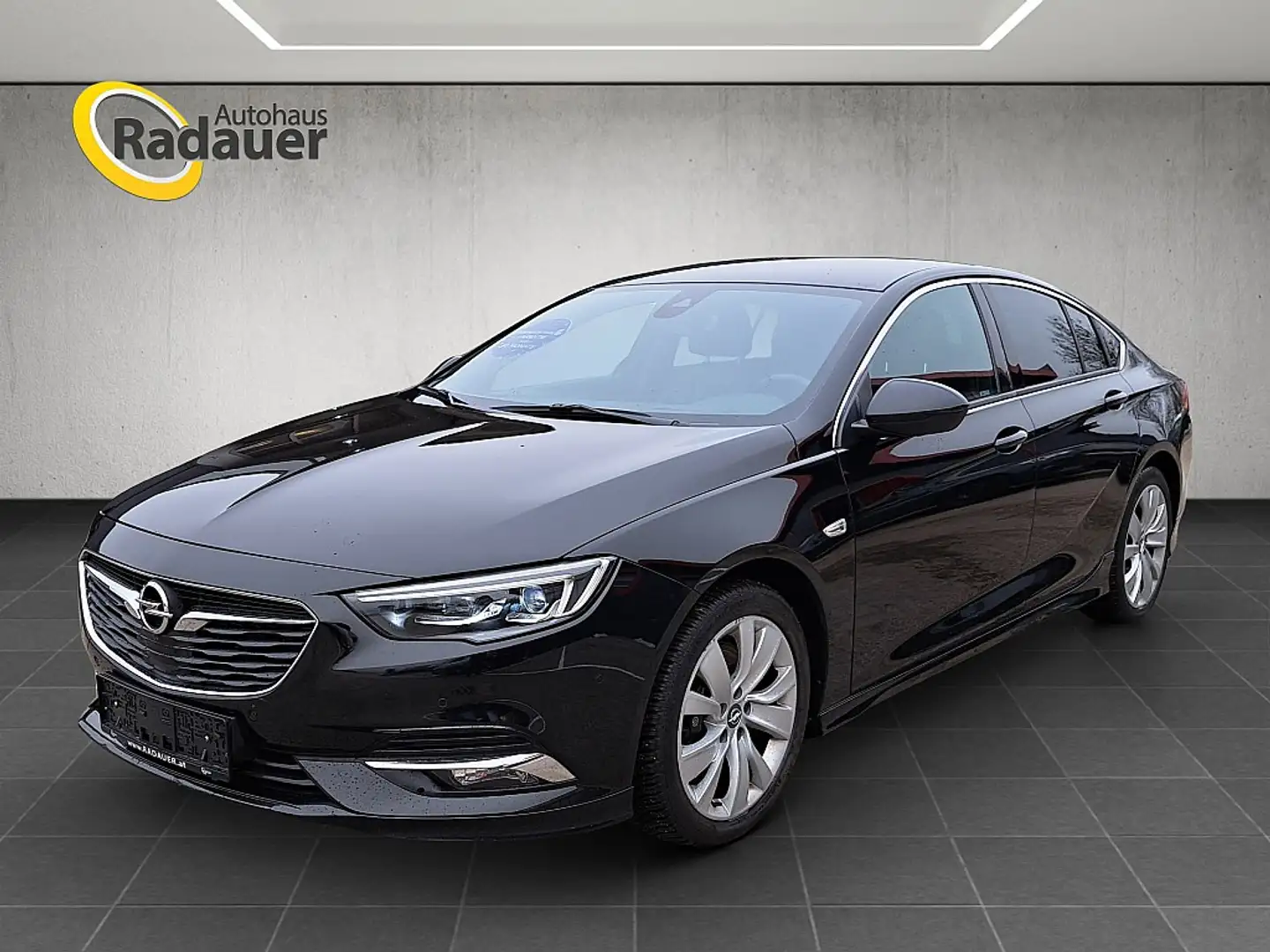 Opel Insignia Grand Sport 2,0 Turbo Dir. Inj. Dynamic St./St.... Noir - 1