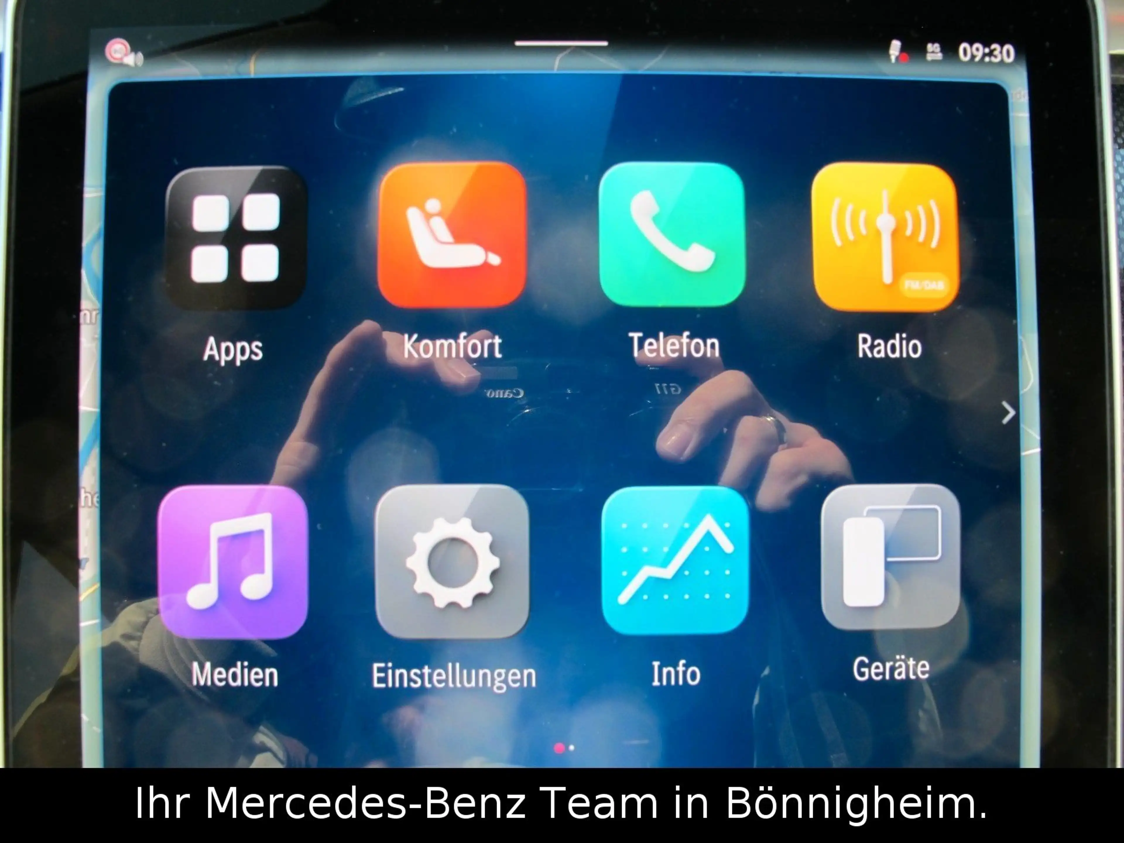Mercedes-Benz CLE 200 Edition AMG / 360° / Night / Panorama — photo 11