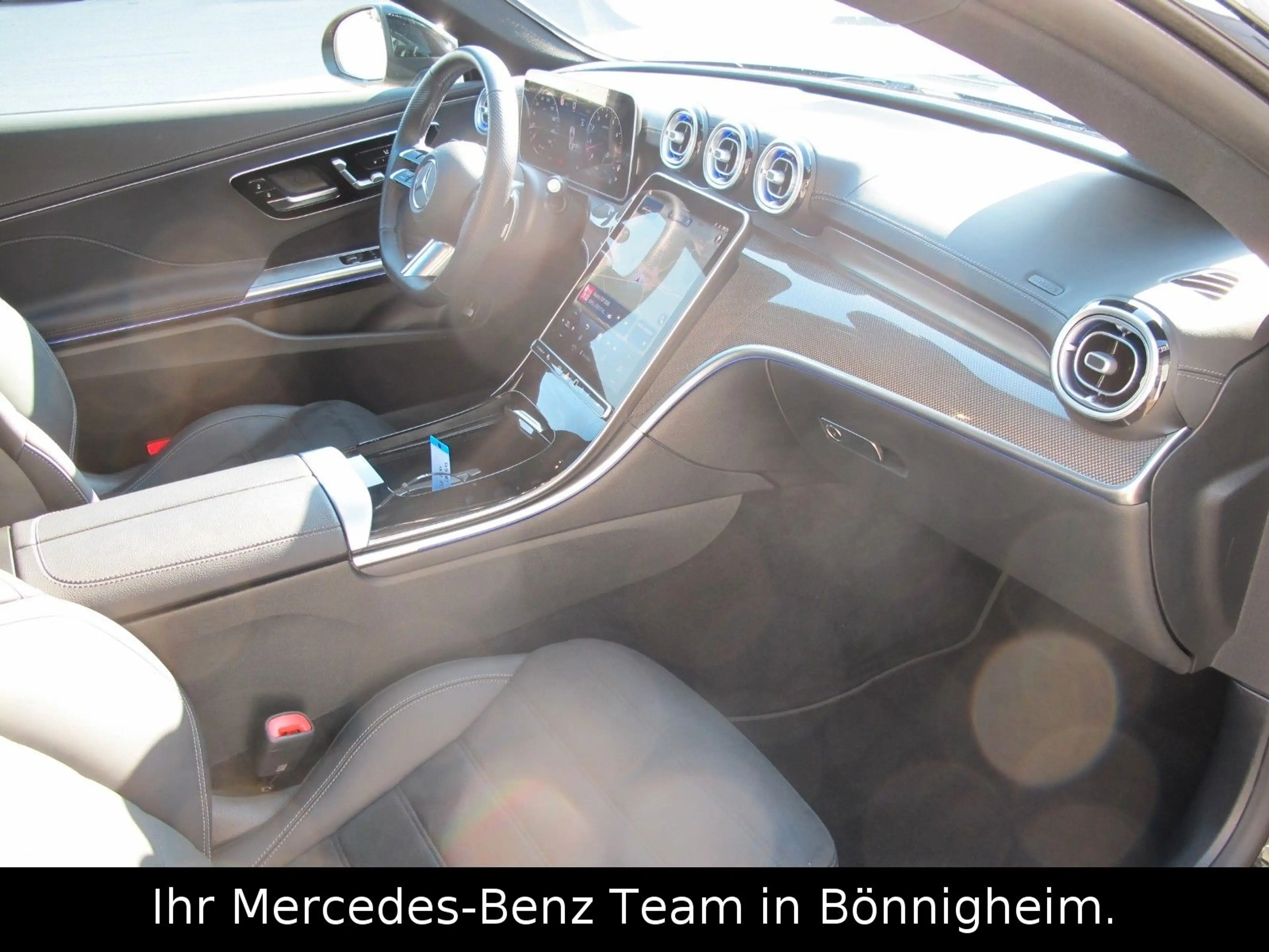 Mercedes-Benz CLE 200 Edition AMG / 360° / Night / Panorama — photo 15