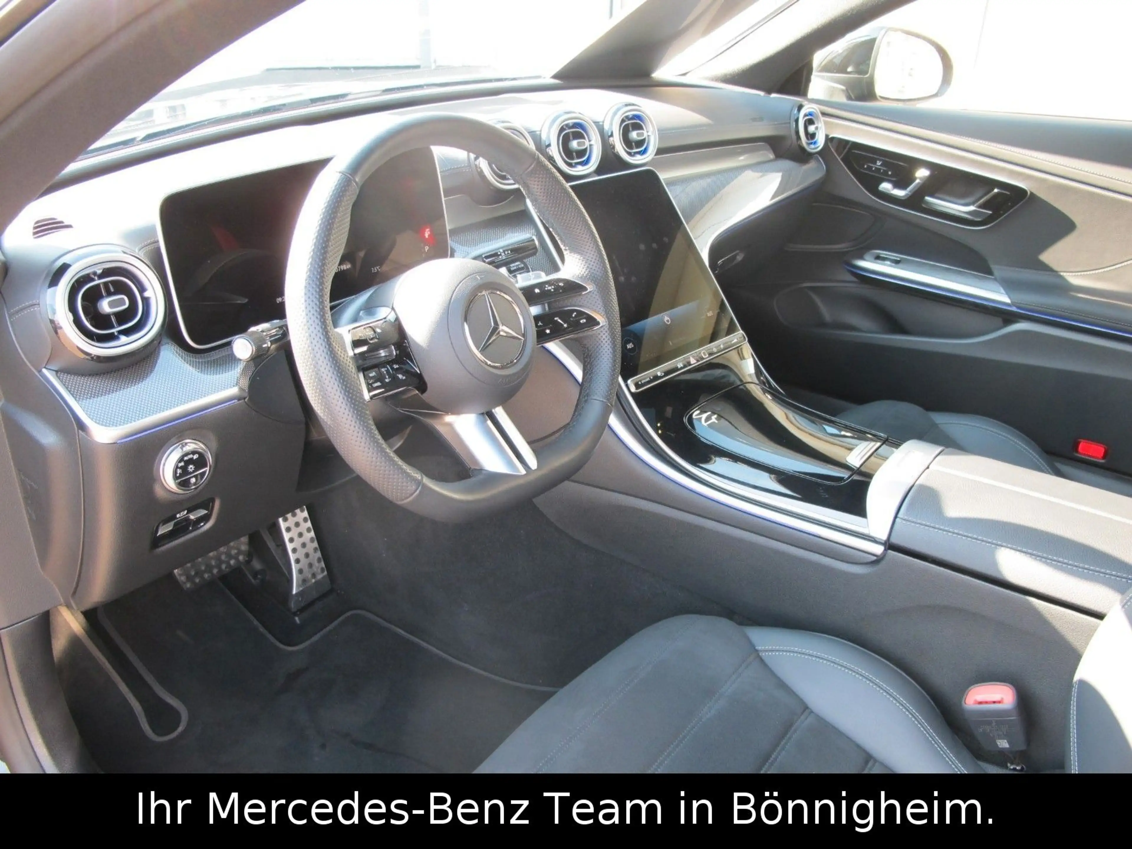 Mercedes-Benz CLE 200 Edition AMG / 360° / Night / Panorama — photo 7