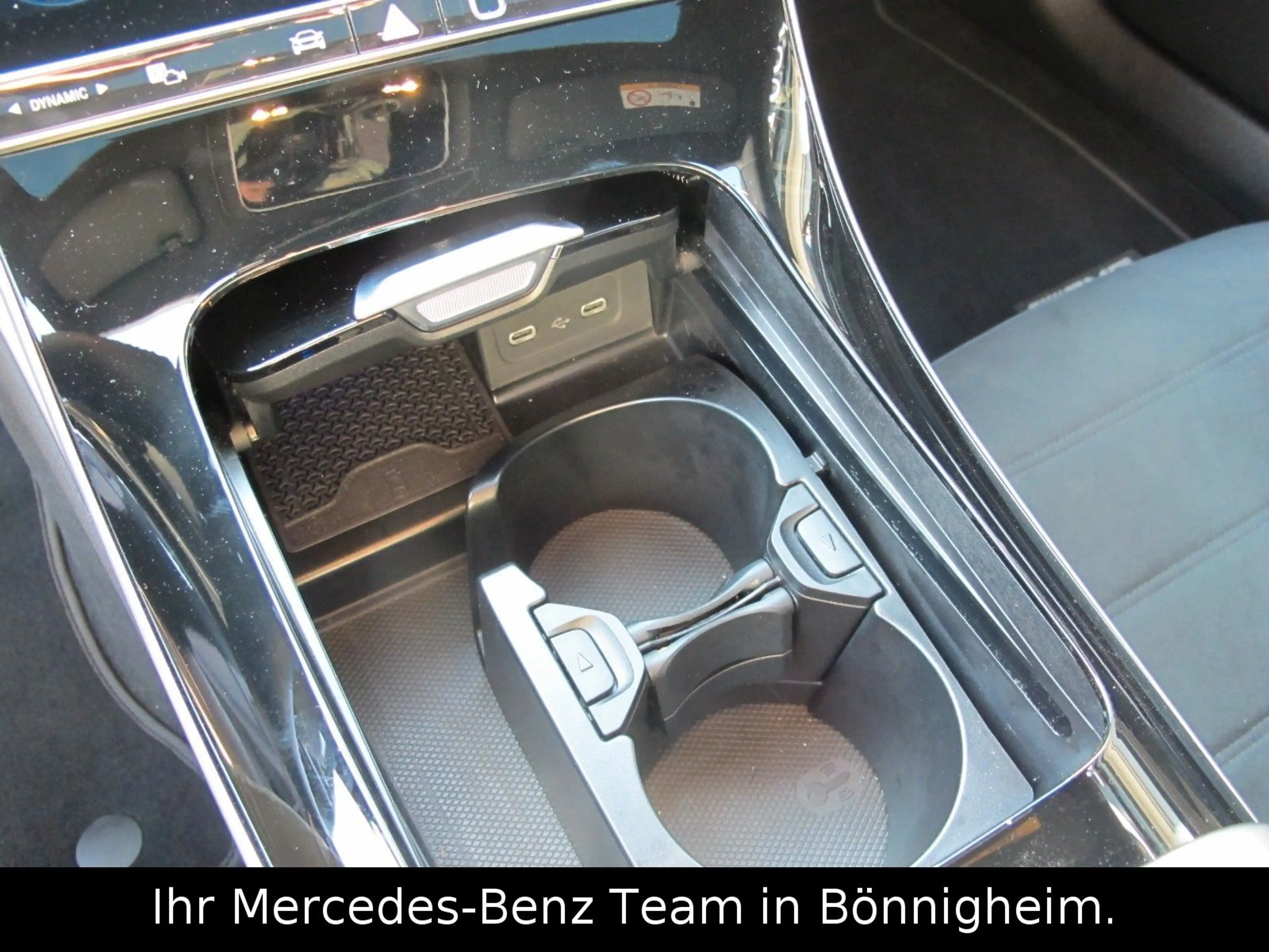Mercedes-Benz CLE 200 Edition AMG / 360° / Night / Panorama — photo 14