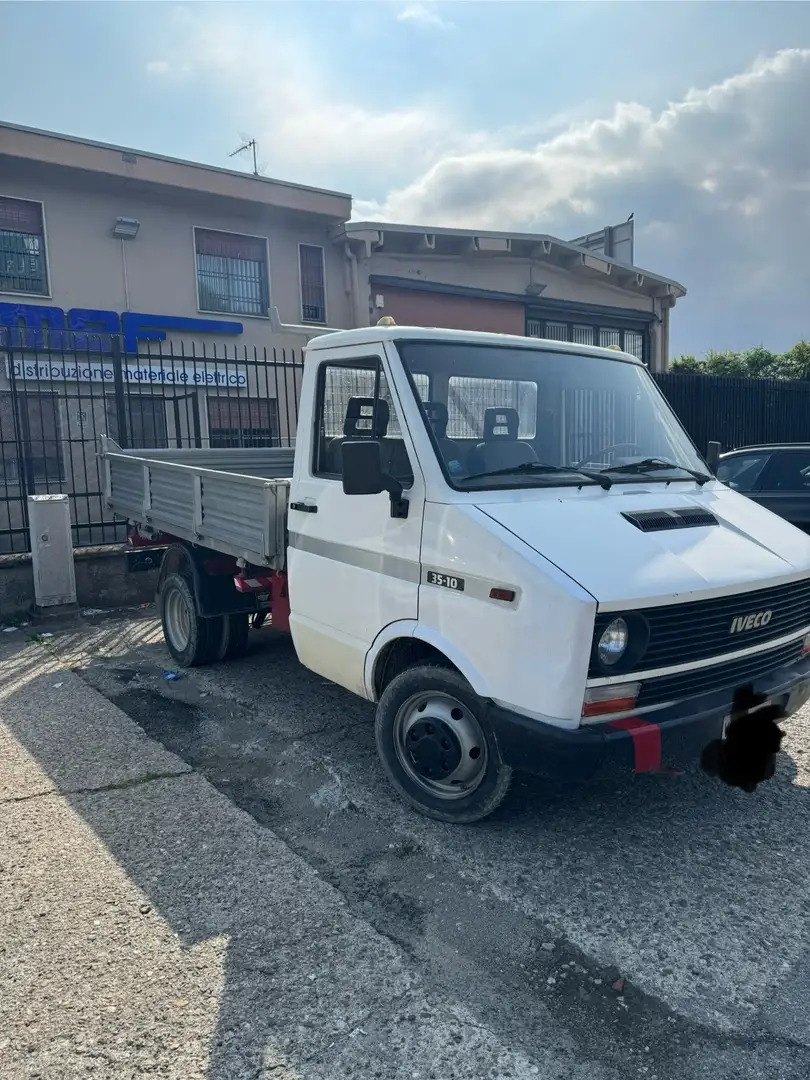 Iveco 35 10 ribaltabile trilaterale - 2