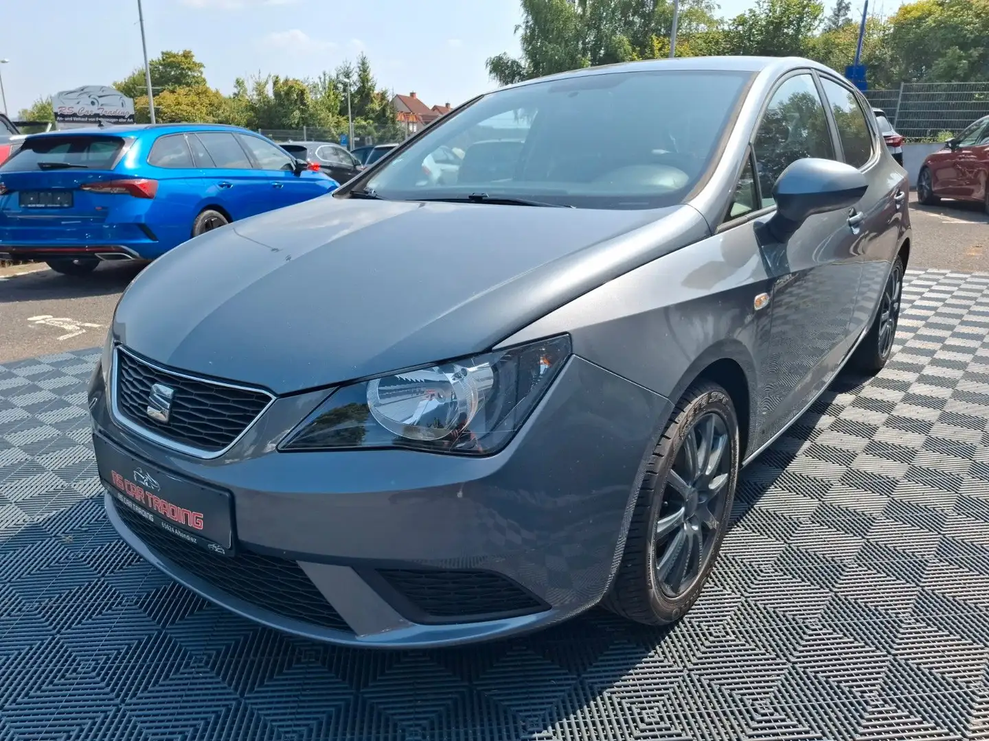 SEAT Ibiza 1.2 TSI Style Grigio - 1