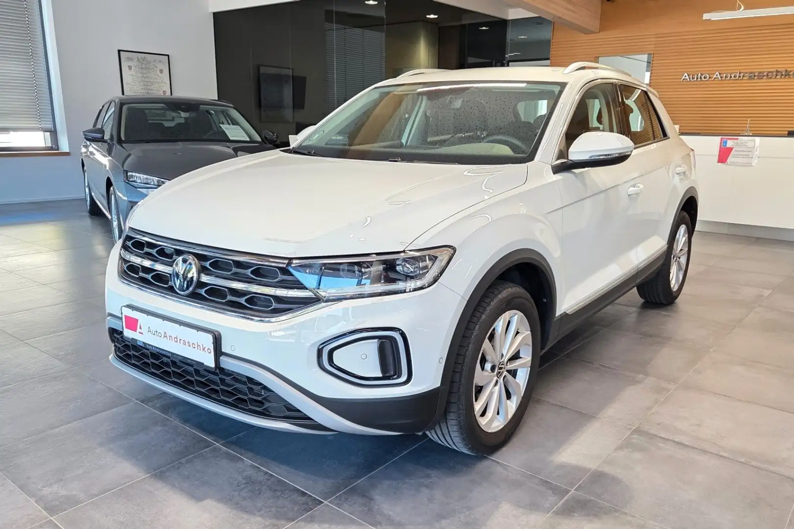 Volkswagen T-Roc 1.5 TSI DSG Style 17" Kamera LED ACC Weiß - 1