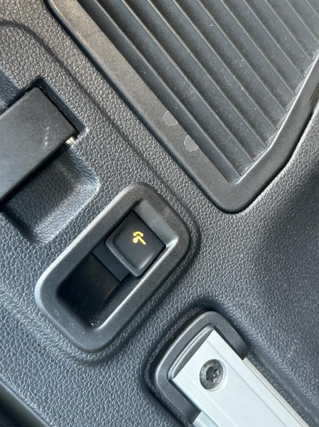 Volkswagen Touran 1.5 TSI COMFORTLINE 7-SITZER 7-SITZER AHK — photo 12