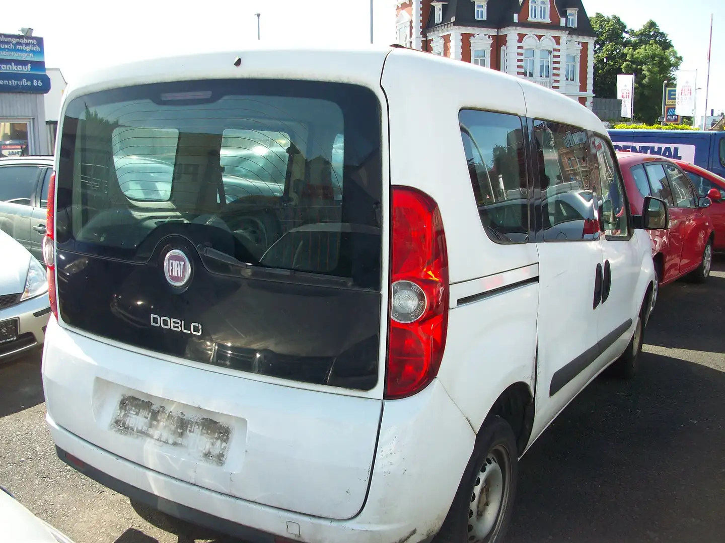 Fiat Doblo 1.6 16V Blanc - 2