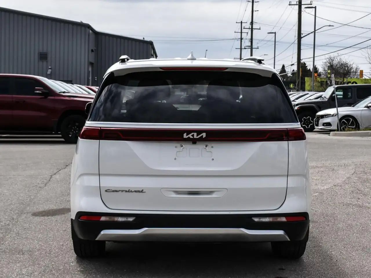 Kia Carnival снимка Kia Carnival