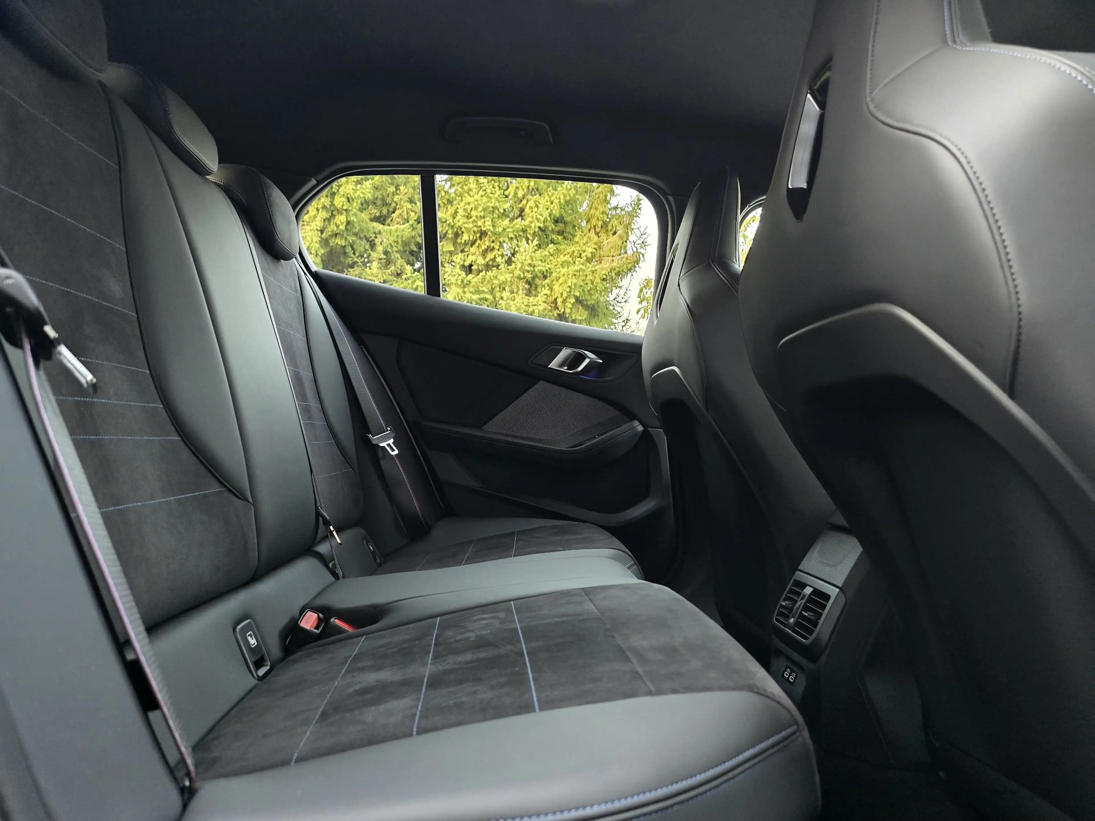 BMW 135 M135iXA (300ch) M SPORT PACK PRO 2024 27.147km — photo 13