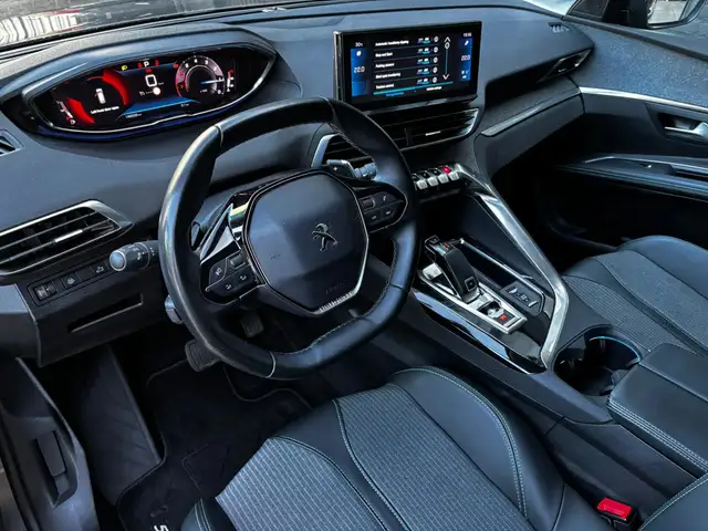 Peugeot 5008 view 14