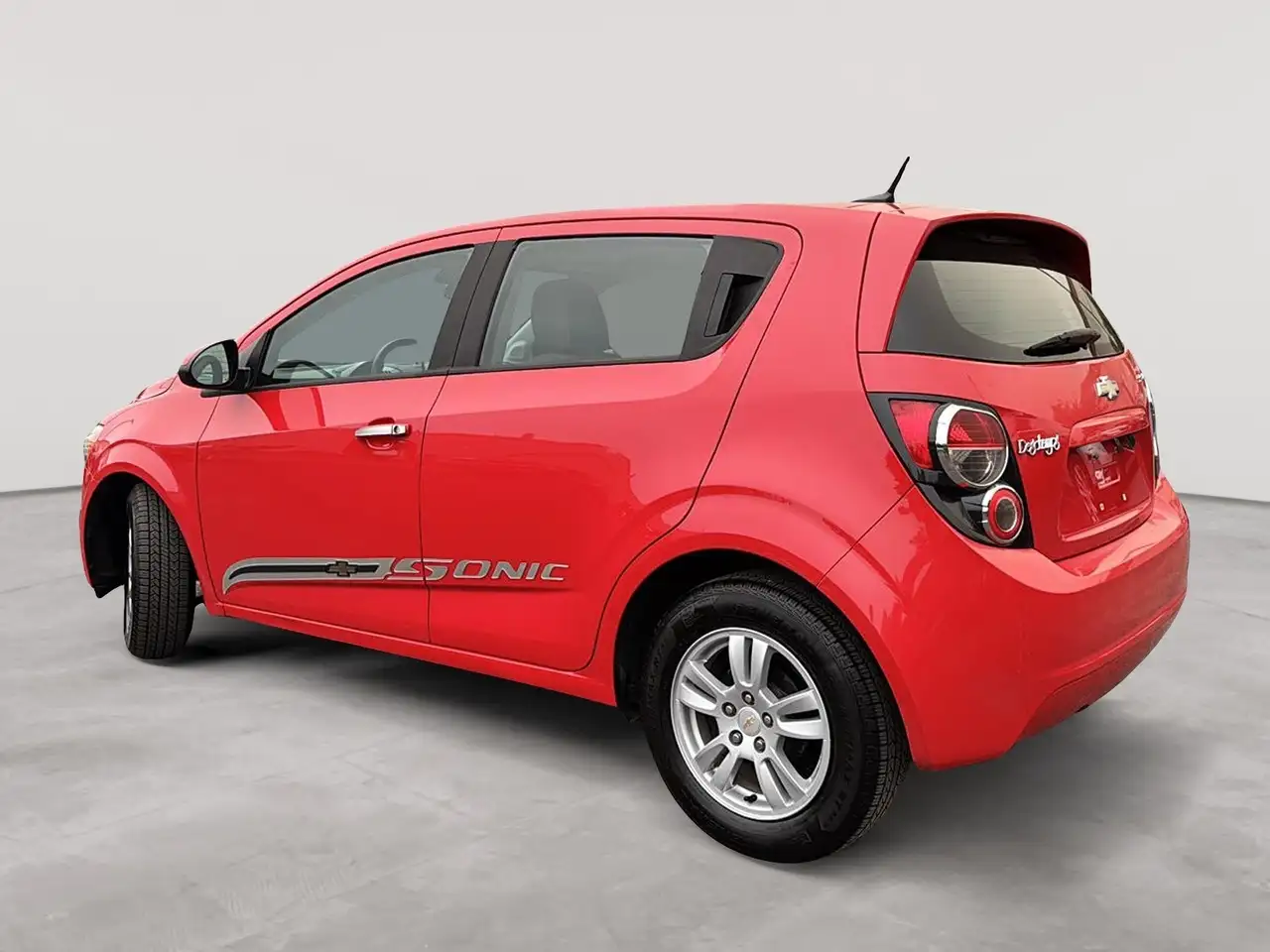 Chevrolet Sonic photo Chevrolet Sonic