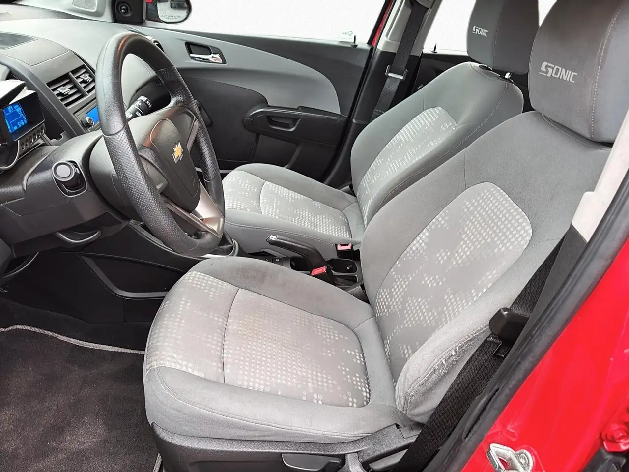 Chevrolet Sonic photo Chevrolet Sonic