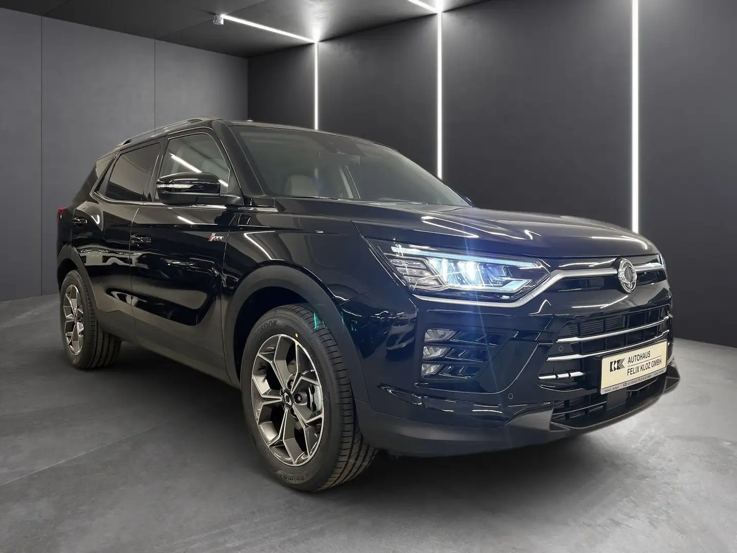 SsangYong Korando 1.5 Sapphire*4WD*Schiebedach*Elek.Heckkl Noir - 2