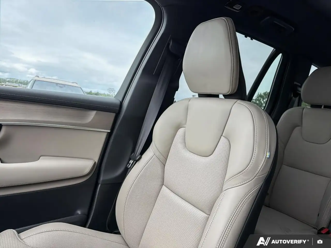 Volvo XC90 снимка Volvo XC90