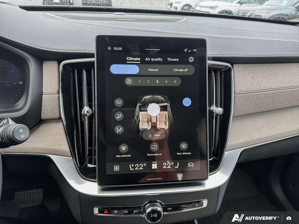 2026 Volvo XC90 T8 AWD Ultra Dark Theme 7-Seater thumb 18