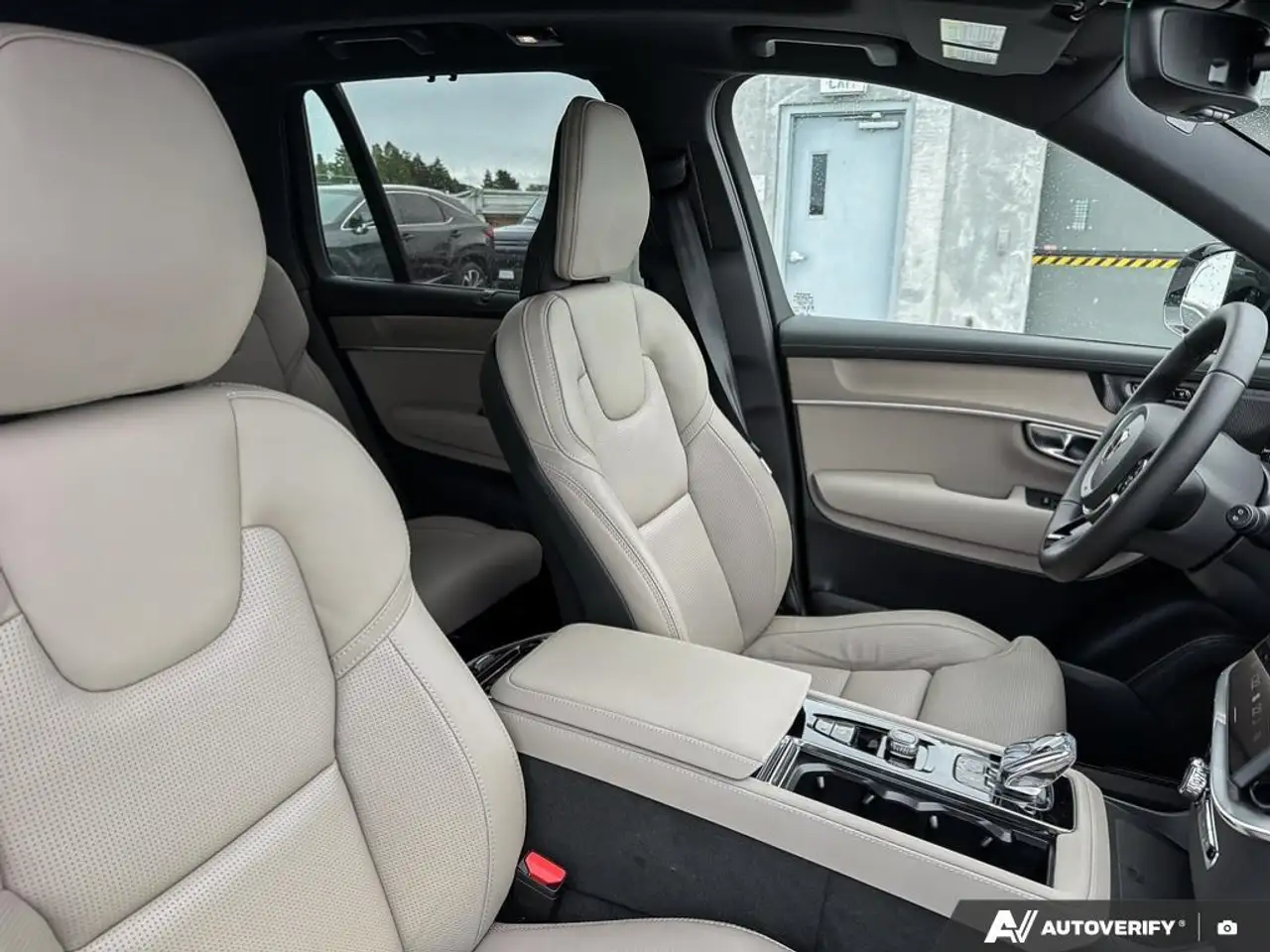 Volvo XC90 снимка Volvo XC90