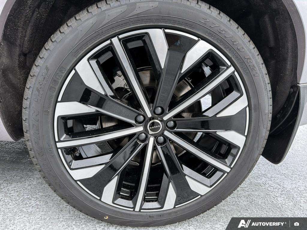 2026 Volvo XC90 T8 AWD Ultra Dark Theme 7-Seater thumb 6