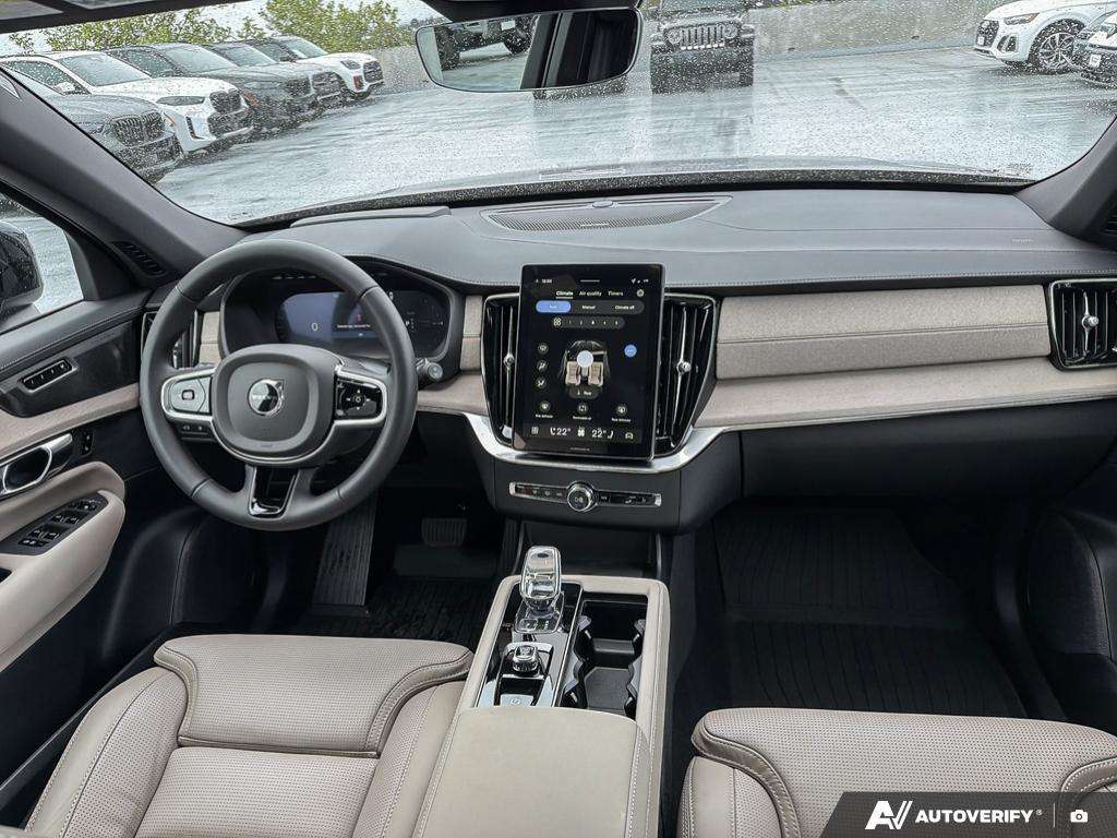 2026 Volvo XC90 T8 AWD Ultra Dark Theme 7-Seater thumb 23