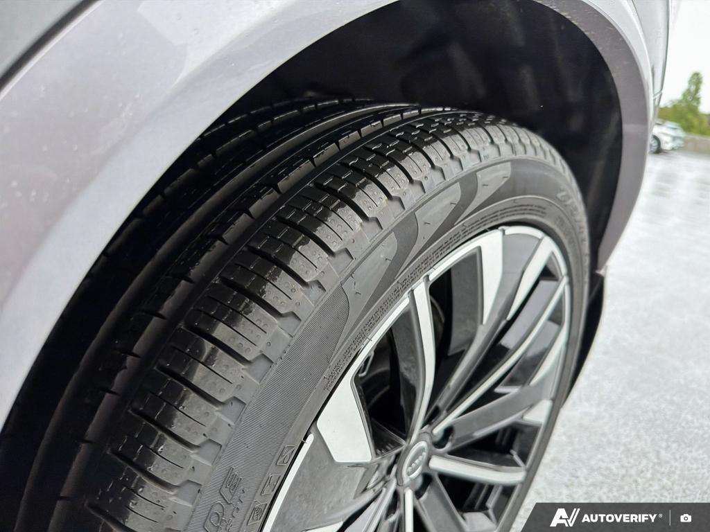 2026 Volvo XC90 T8 AWD Ultra Dark Theme 7-Seater thumb 7