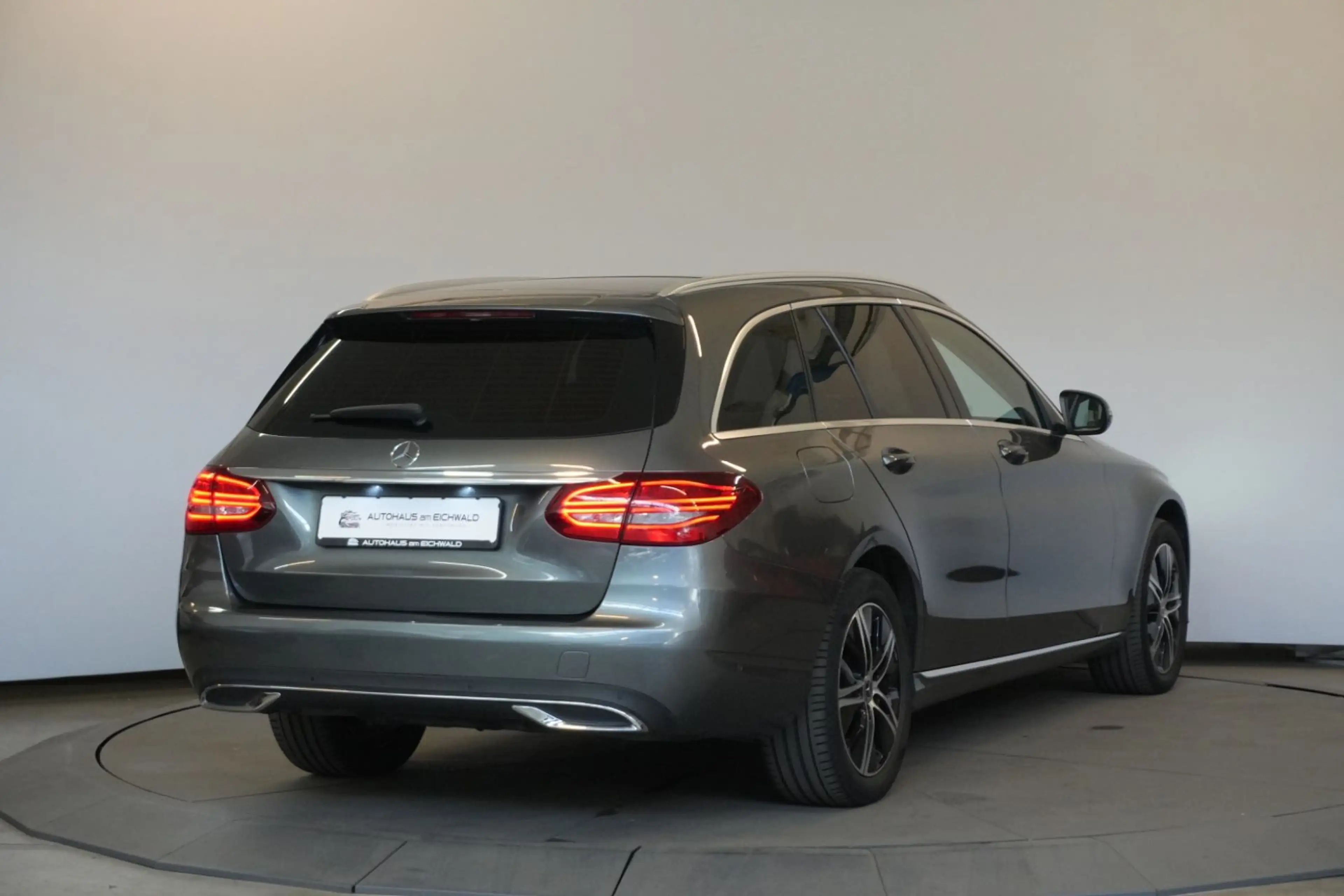 Mercedes-Benz C 220 d T 2.0 4Matic Avantgarde Pano AHK — photo 5