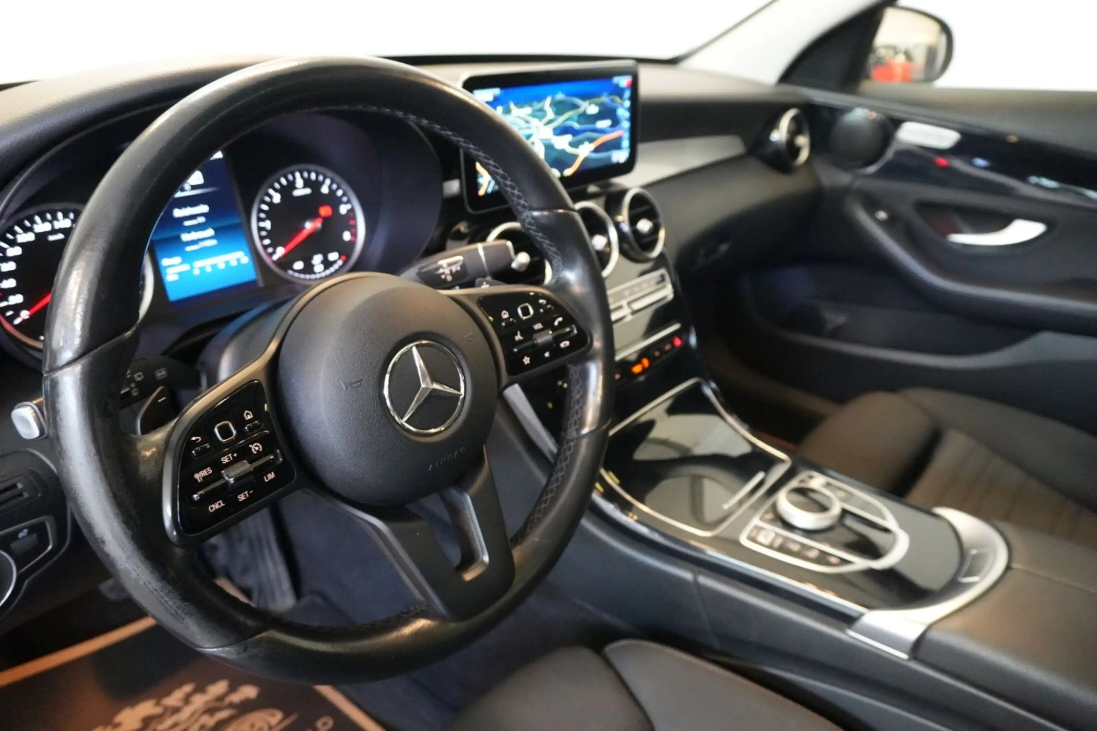 Mercedes-Benz C 220 d T 2.0 4Matic Avantgarde Pano AHK — photo 10