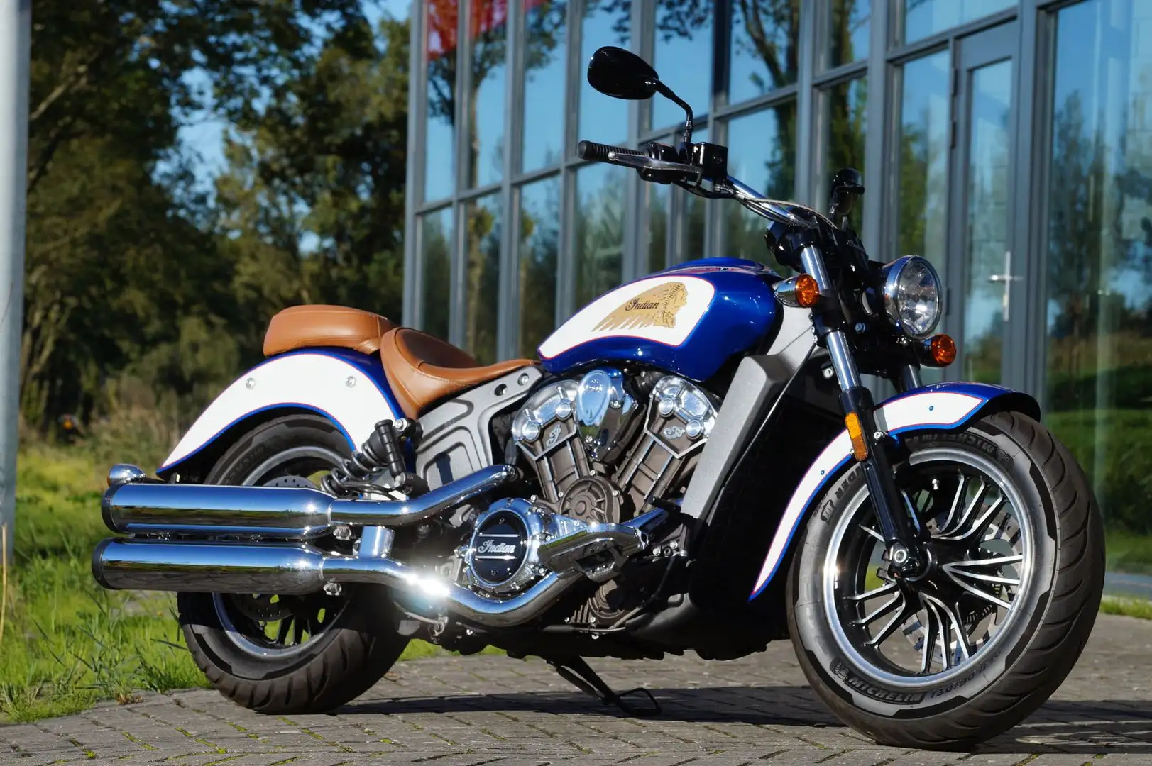 Indian Scout MOTORCYCLE - 2
