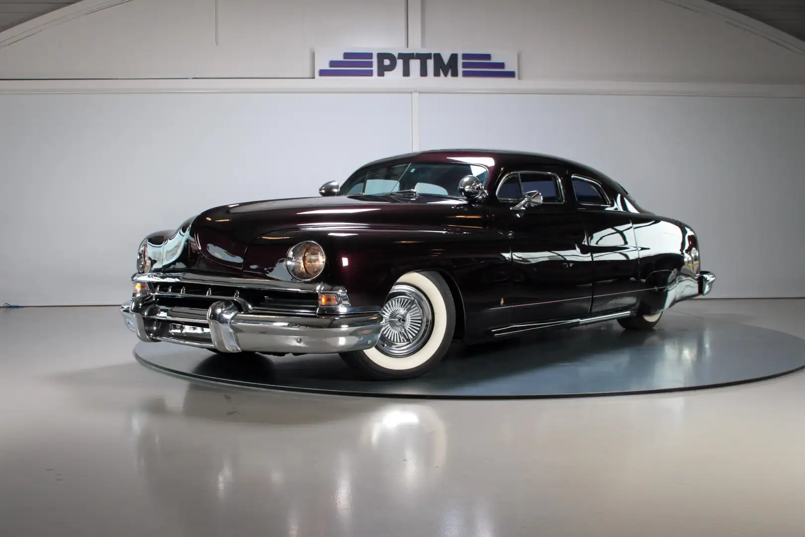 Lincoln Cosmopolitan "Linczilla" Paars - 1
