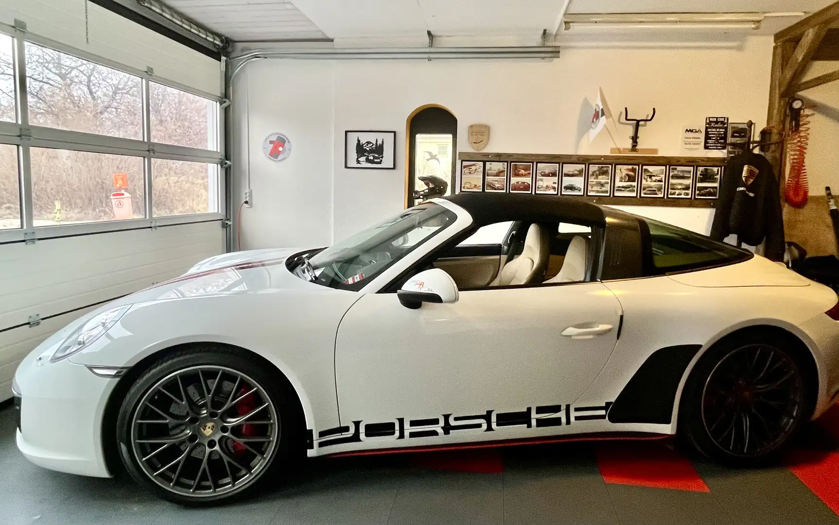 Porsche 911 911 Carrera 4S Targa PDK Weiß - 1