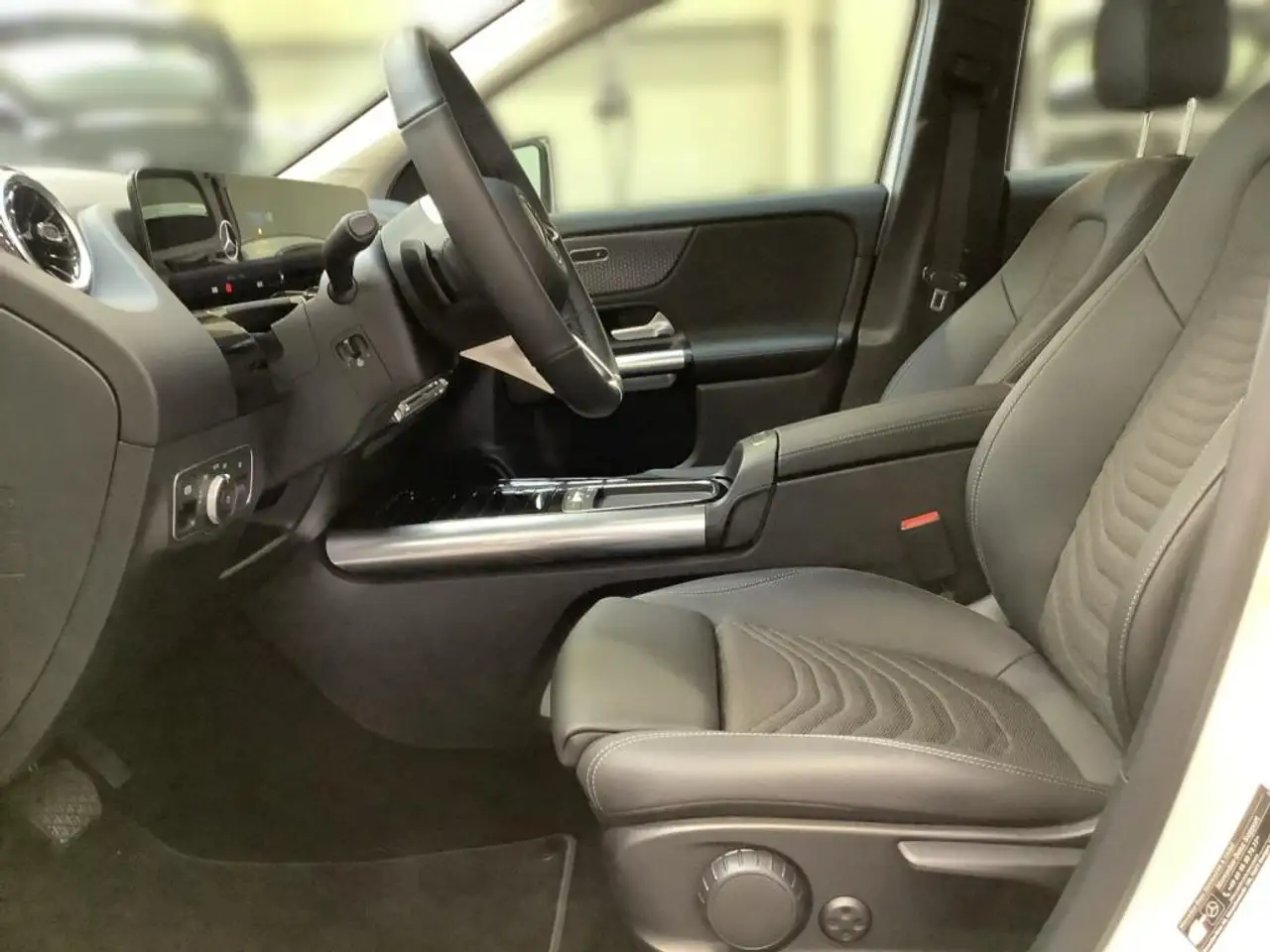 Mercedes-Benz GLA 180 Progressive/Advanced/LED/Kamera/EasyPack 8