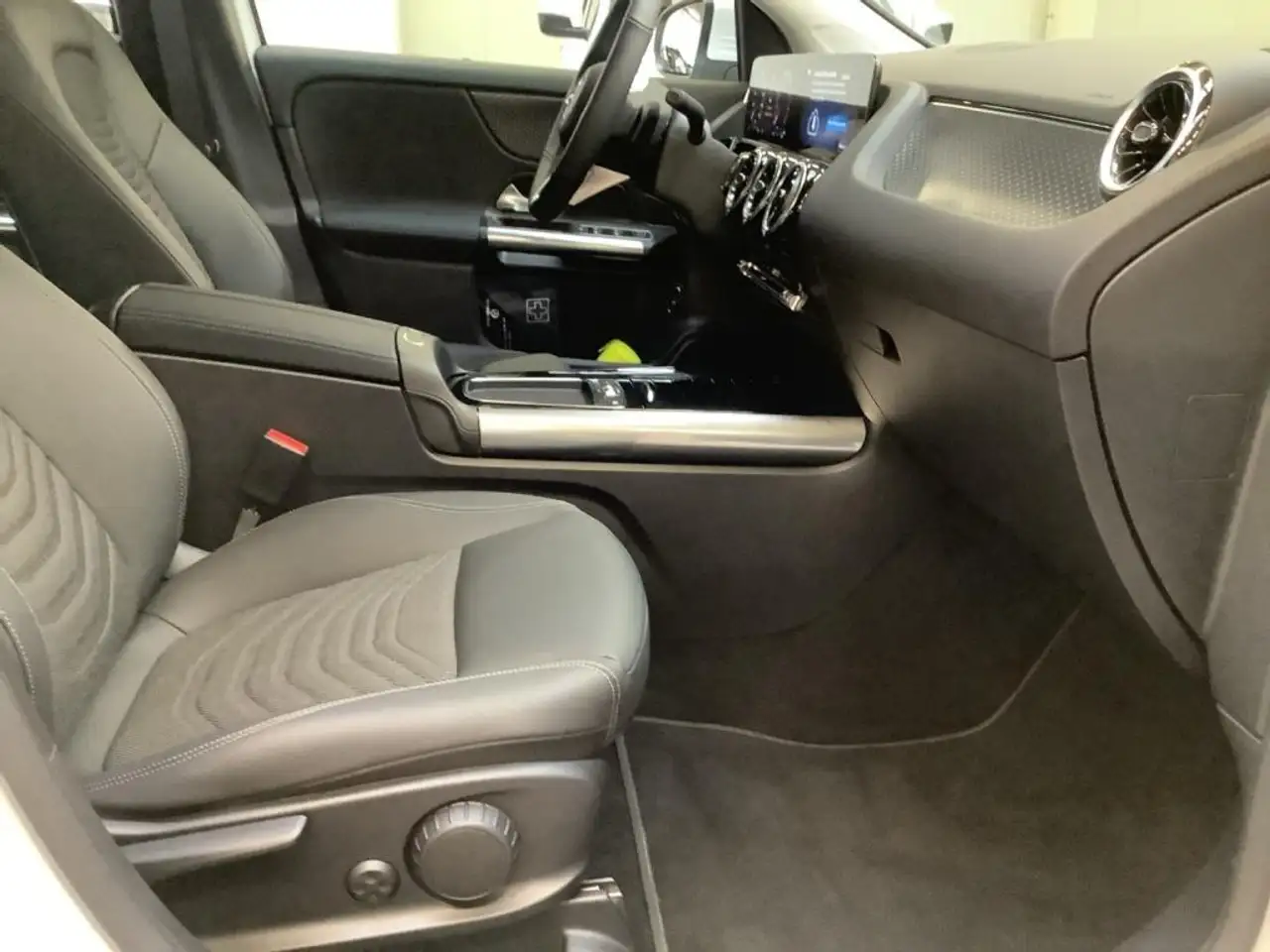 Mercedes-Benz GLA 180 Progressive/Advanced/LED/Kamera/EasyPack 6