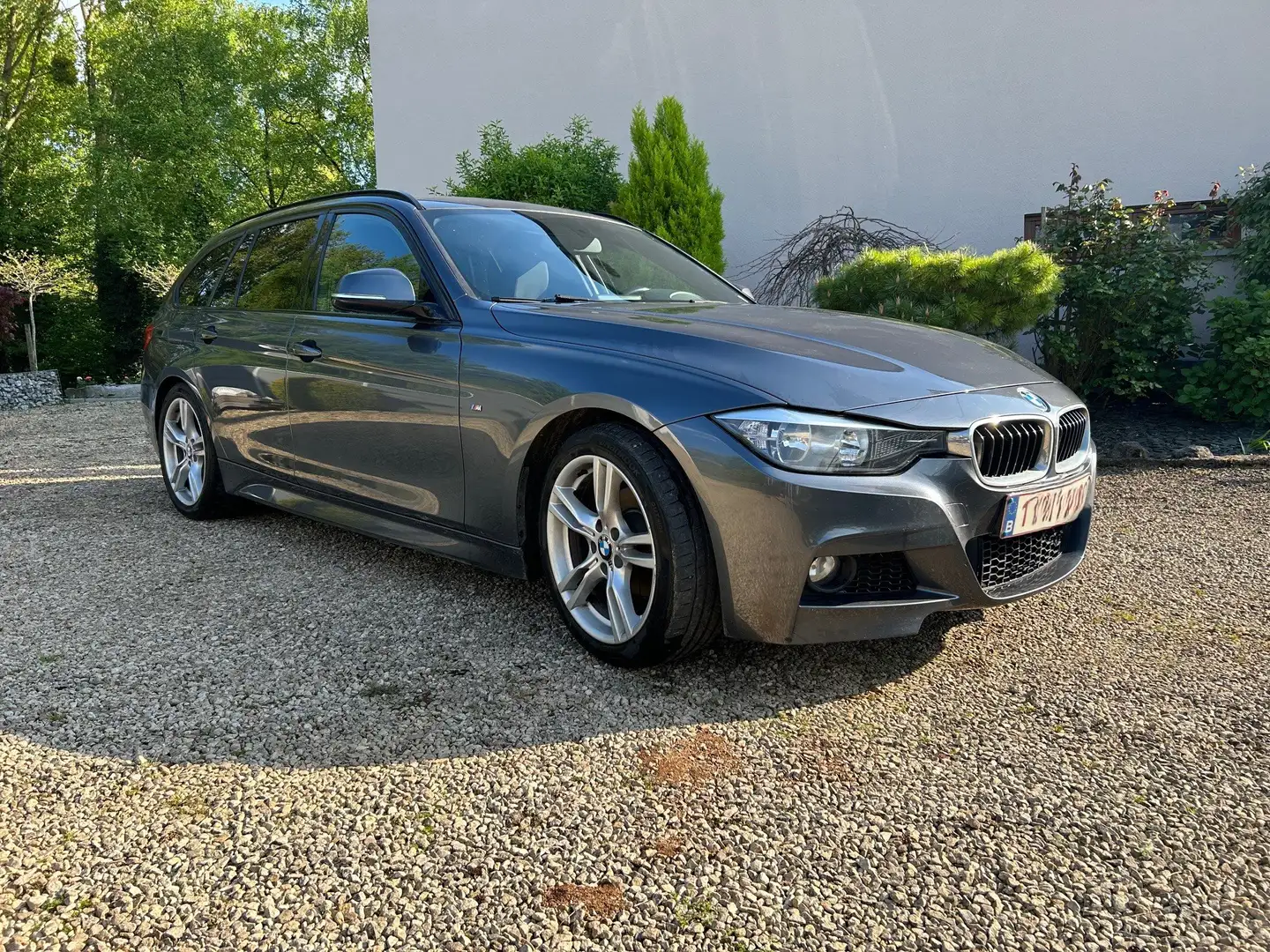 BMW 318 BMW 318D Pack M Touring Gris - 1
