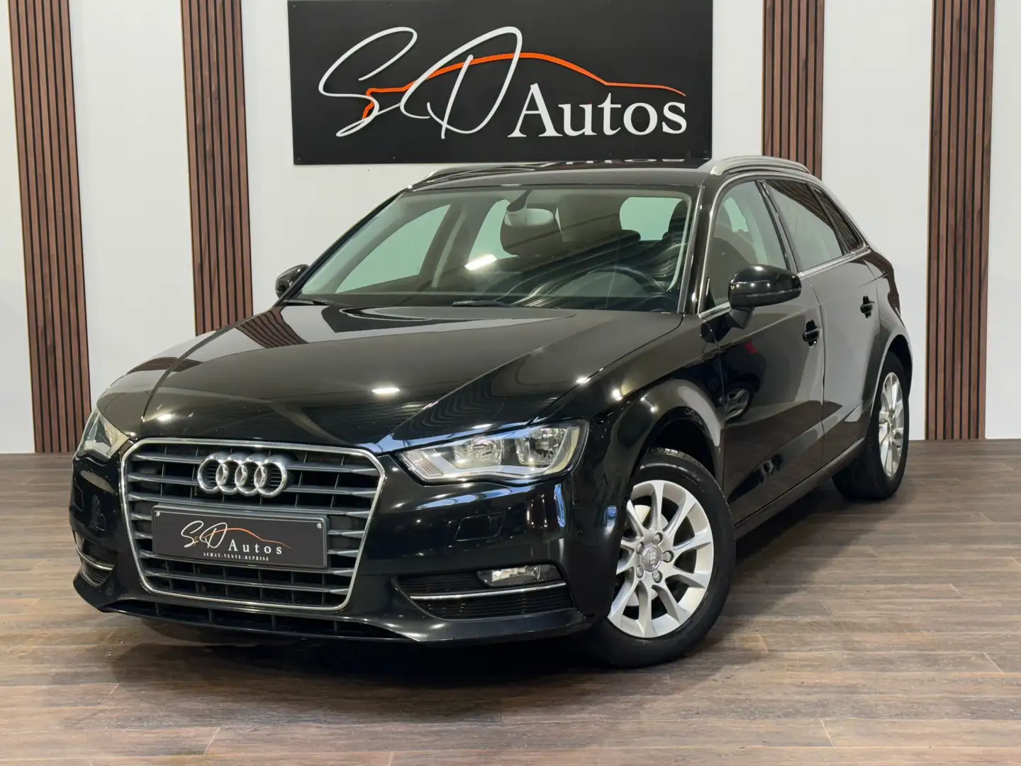 Audi A3 A3 Sportback 1.6 TDi Ambition S line S tronic Schwarz - 1