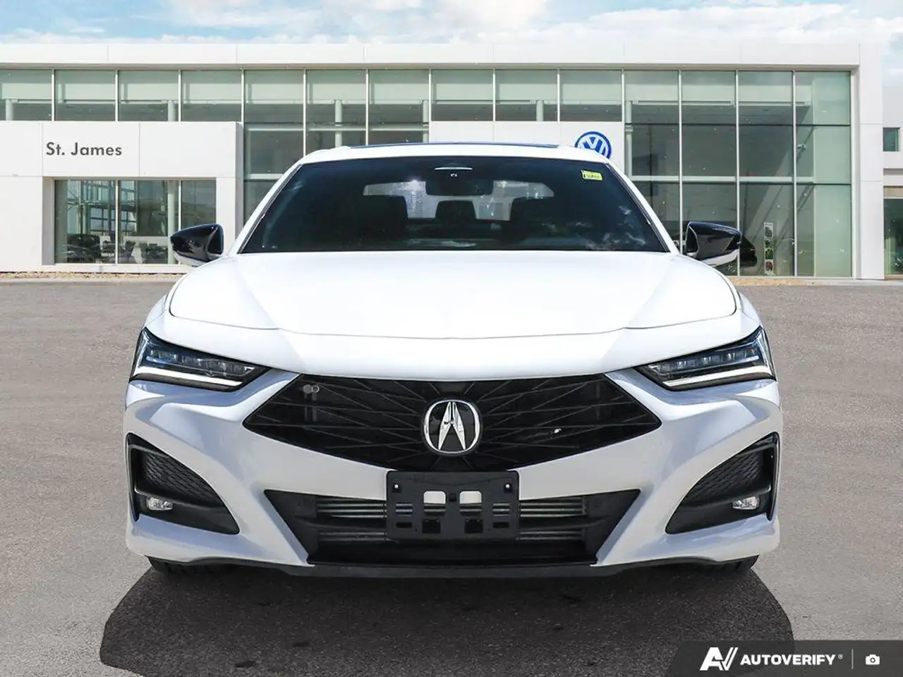 Acura TLX снимка Acura TLX