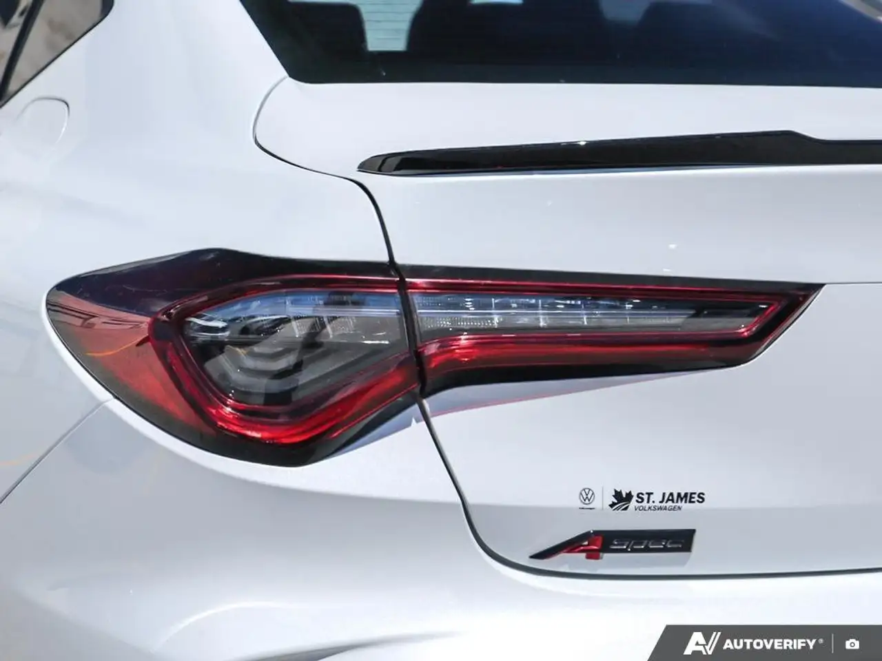 Acura TLX снимка Acura TLX