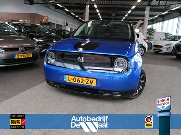 Advance 17" PANORAMADAK/360CAMERA/CARPLAY/WINTERPA