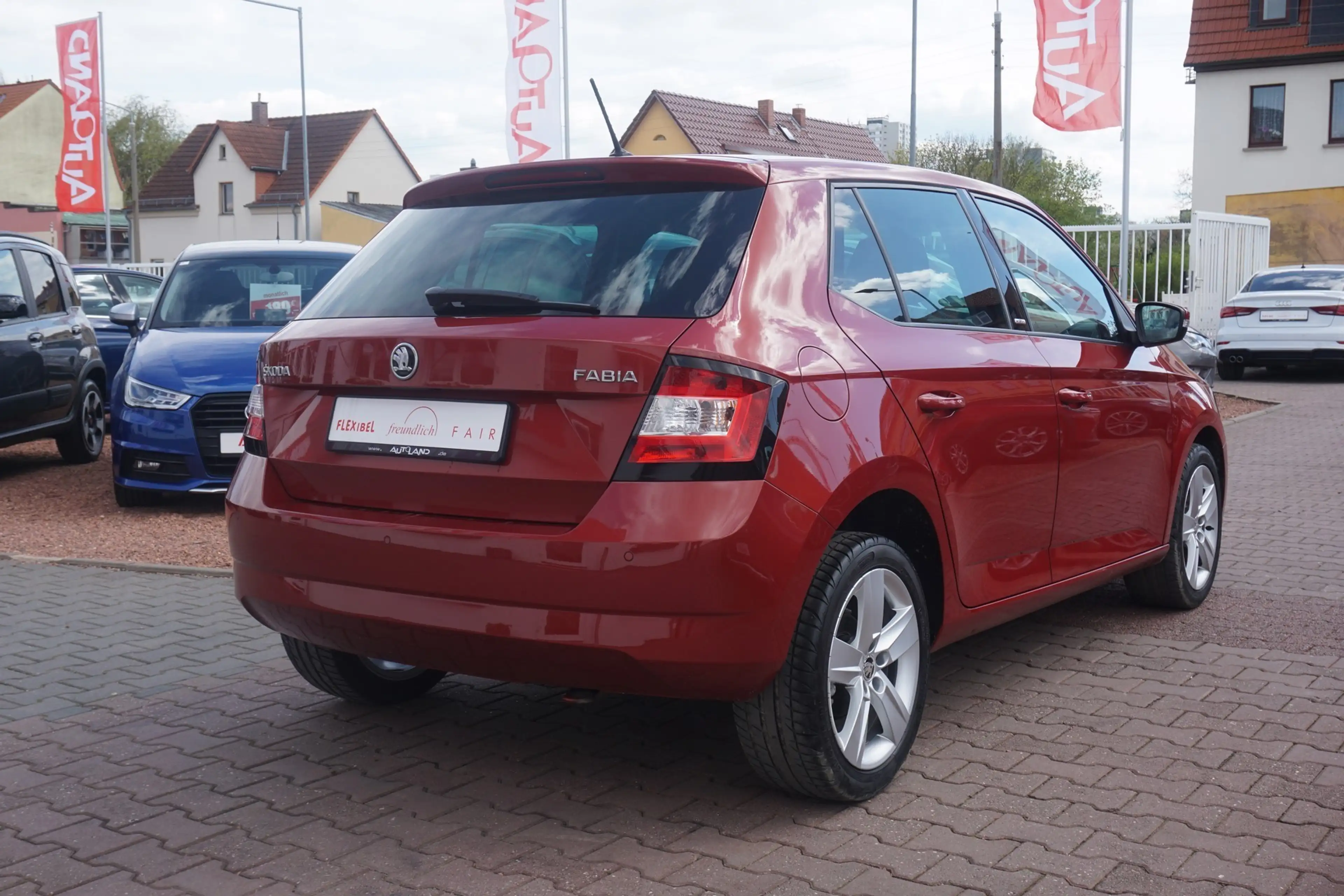 Skoda Fabia 1.2 TSI Drive Klimaaut. Kamera Sitzheizung — photo 2