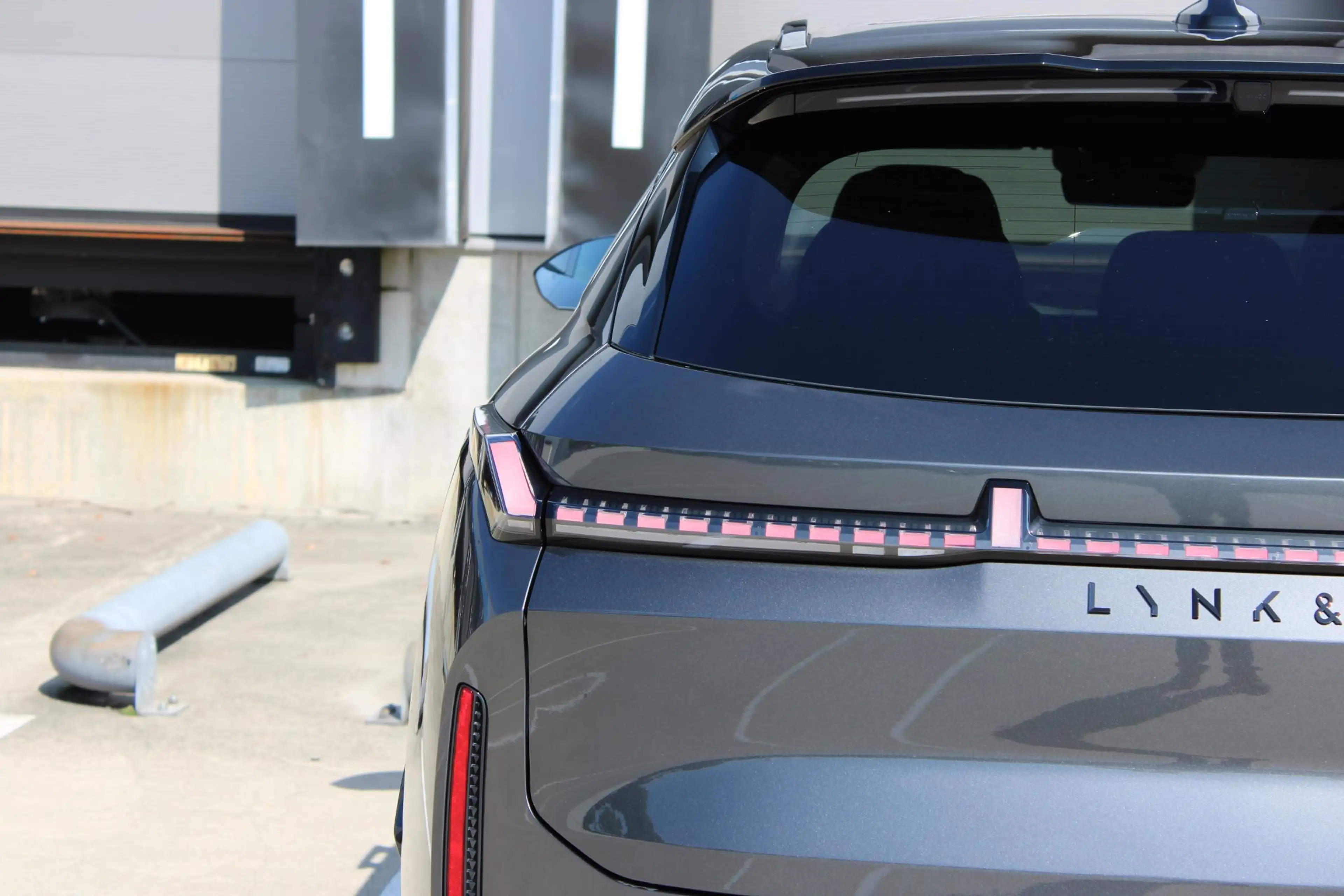 Lynk & Co 08 Core | Beschikbaar vanaf 05-2027 | 200km Hybride | — photo 12
