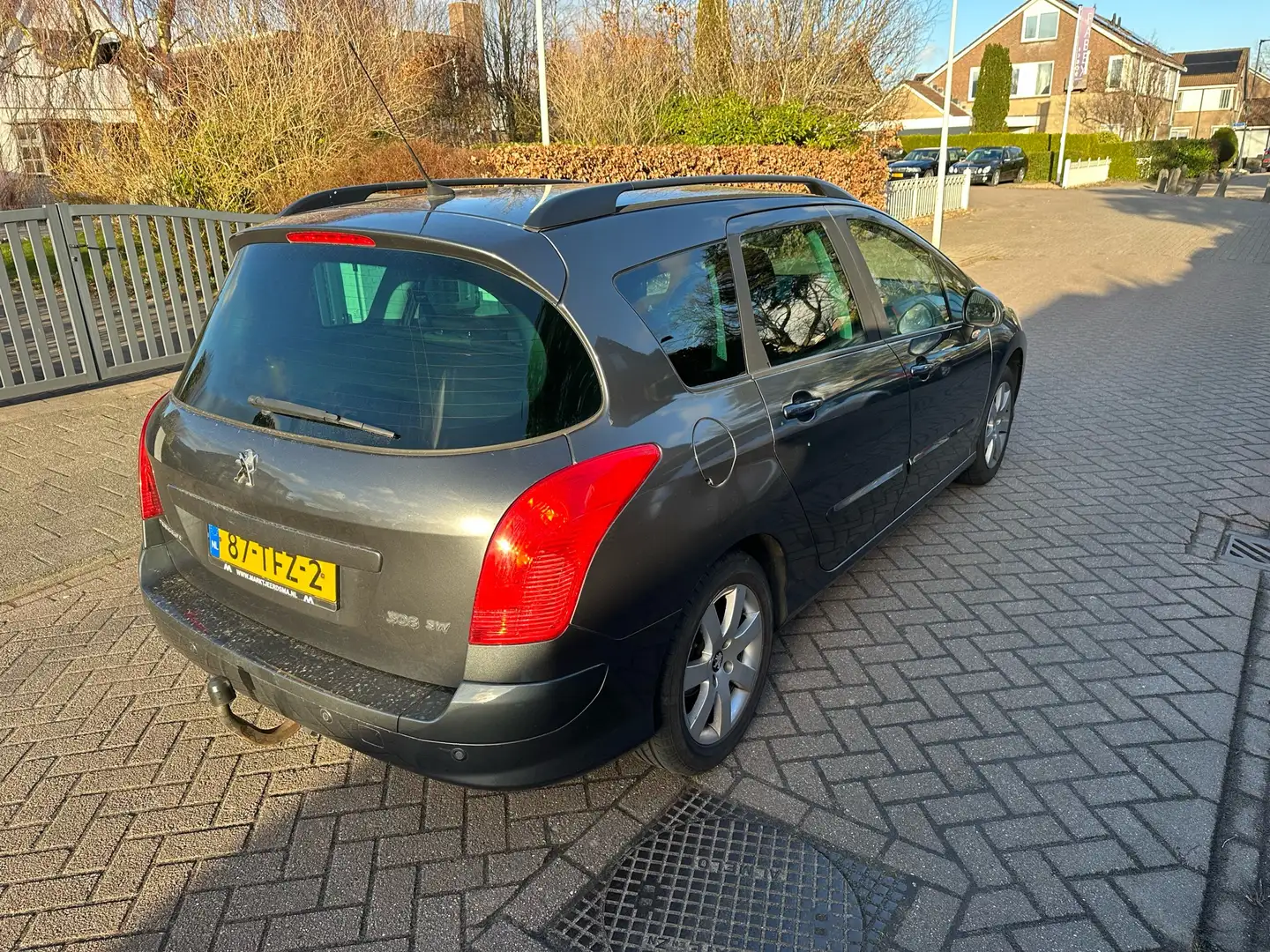 Peugeot 308 1.6 VTi Šedá - 2