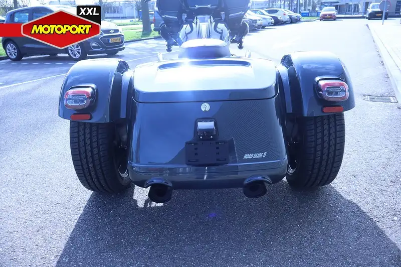 Harley-Davidson Road Glide - foto 7