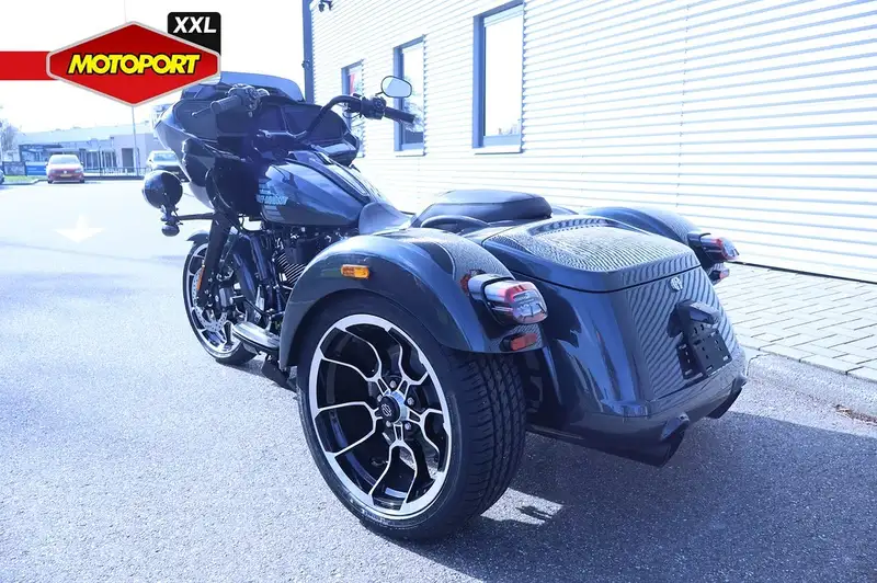 Harley-Davidson Road Glide - foto 4