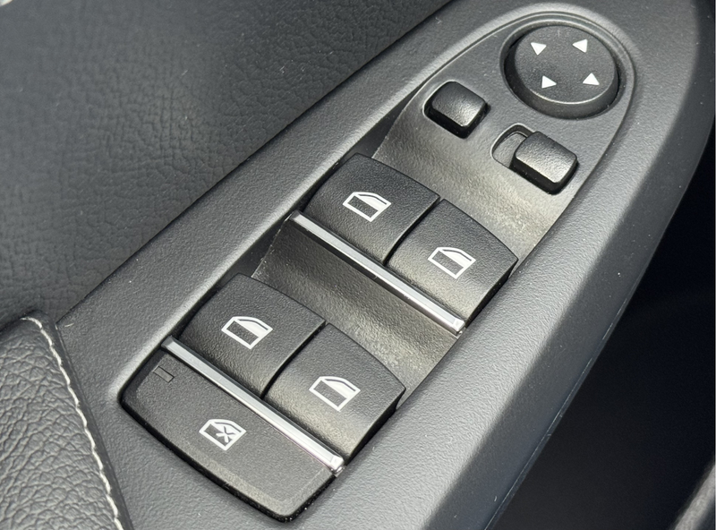 BMW X3 xDrive20i HIGH EXECUTIVE | DEALER OH! | LEDER | PA — photo 23