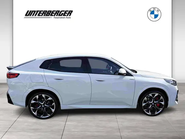 BMW X2 xDrive20d M-Sport (U10) inkl 0,99% Fixzins Leasing Ansicht 4