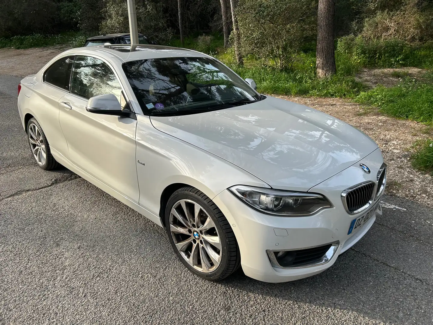 BMW 228 Coupe 228i 245 ch Luxury A Weiß - 2