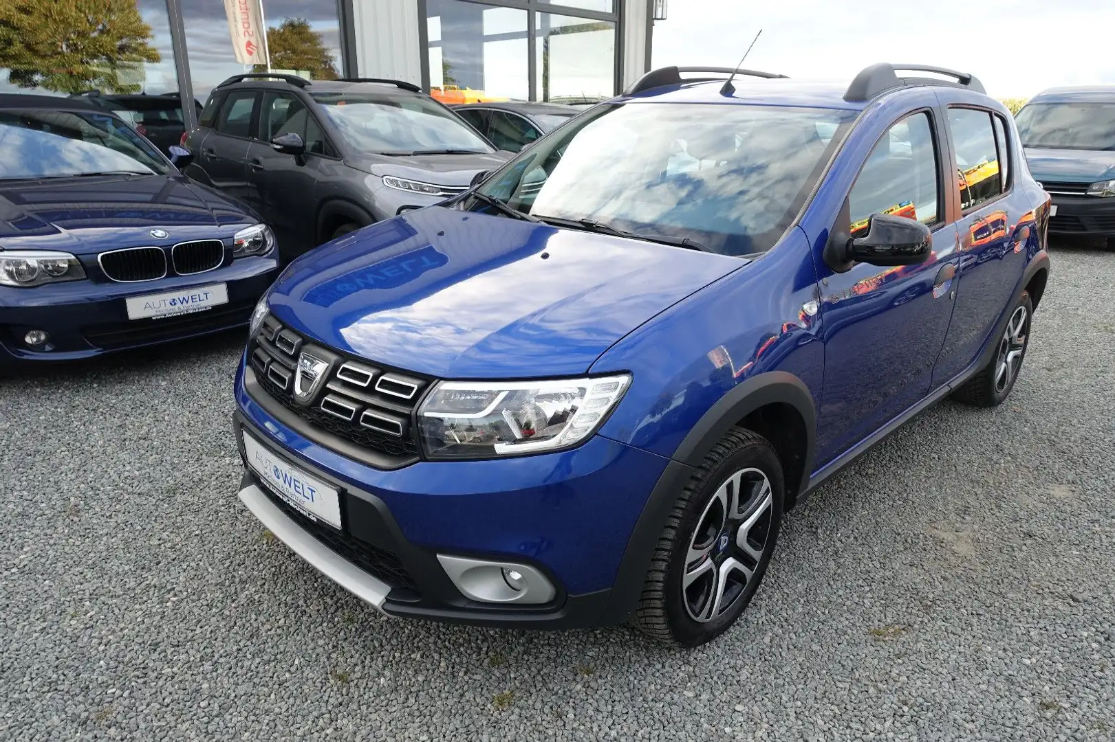 Dacia Sandero 0.9 Aut.KLIMAAUT KAM DAB NAV TÜV+InspNeu Blau - 2