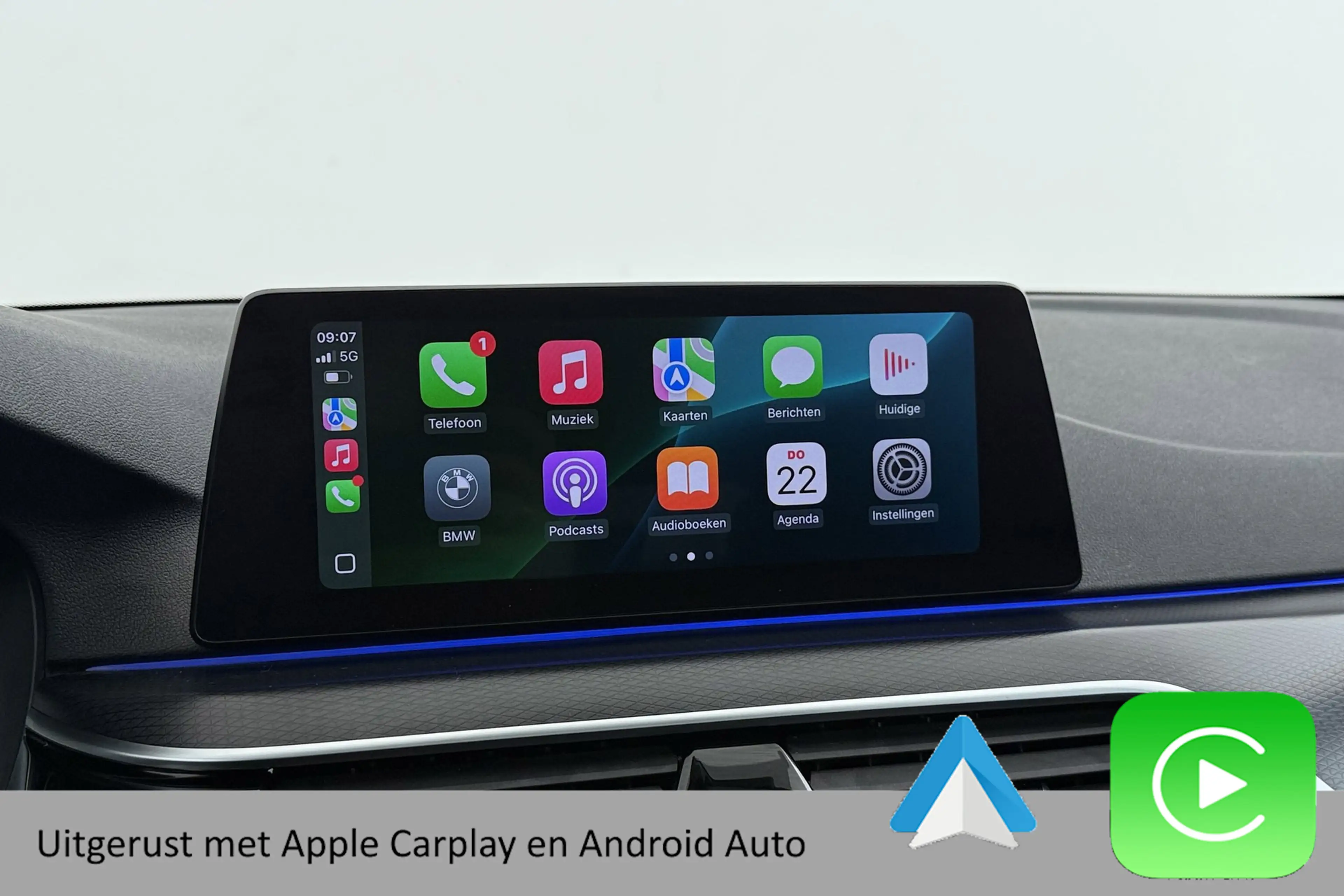 BMW 520 5-serie Touring 520i High Executive M-Sport | Pano — photo 23