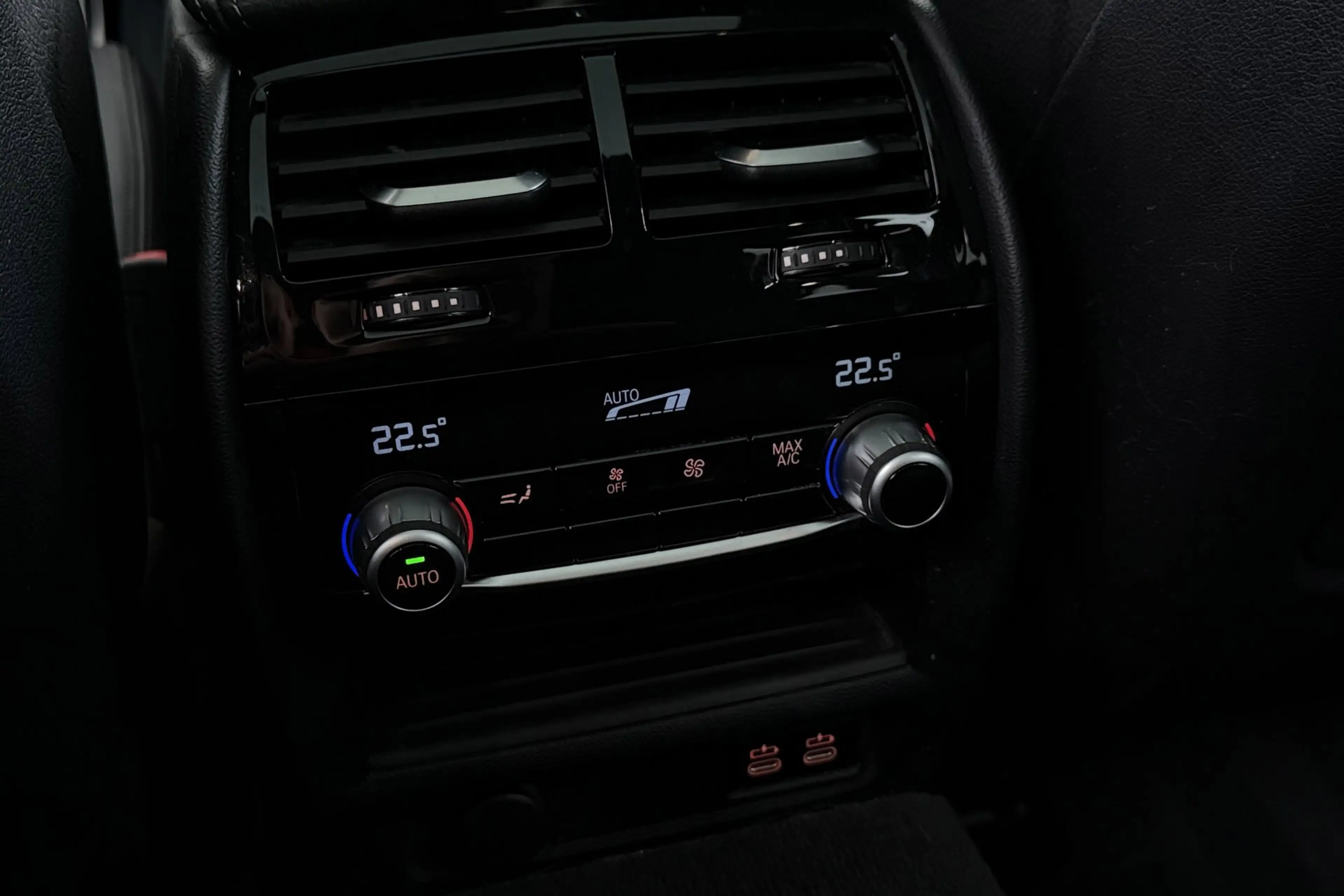 BMW 520 5-serie Touring 520i High Executive M-Sport | Pano — photo 17
