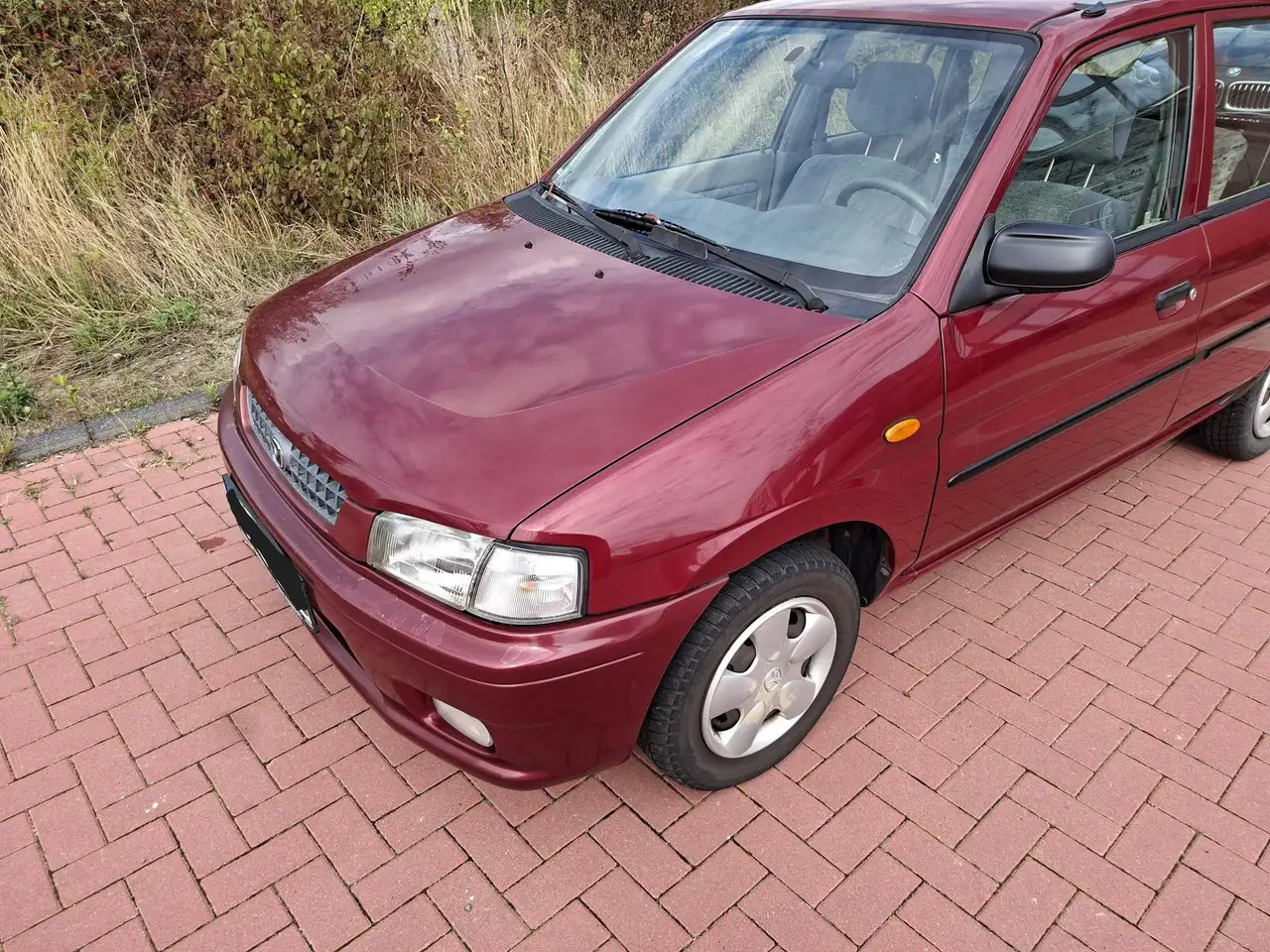 Mazda Demio 1.4, foto 8