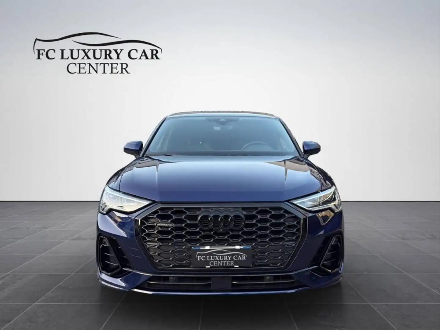 Audi Q3 40 2.0 tdi S line edition quattro 200cv s-tronic Blauw - 2