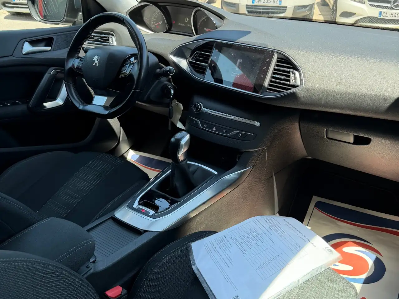 Peugeot 308 308 — photo 29